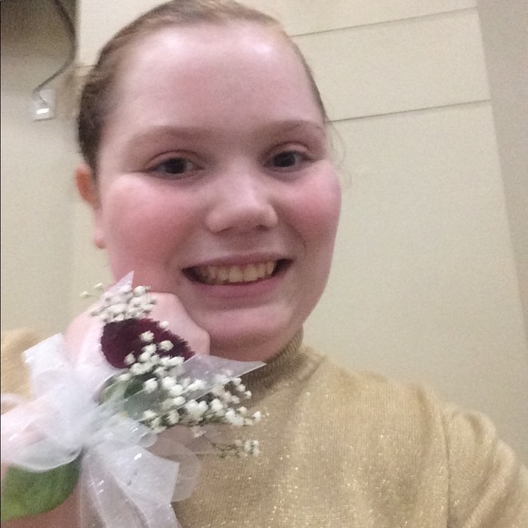 Meet your Posher, Emmaruth - Picture 1 of 1